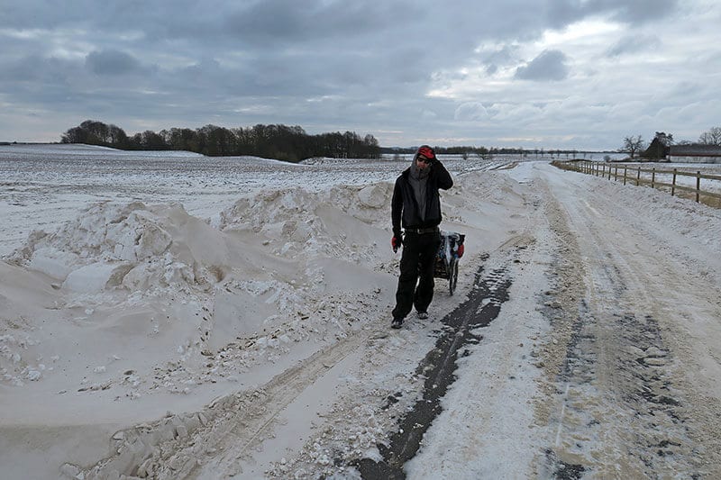Heiko Gärtner auf Schneewanderung in Südschweden